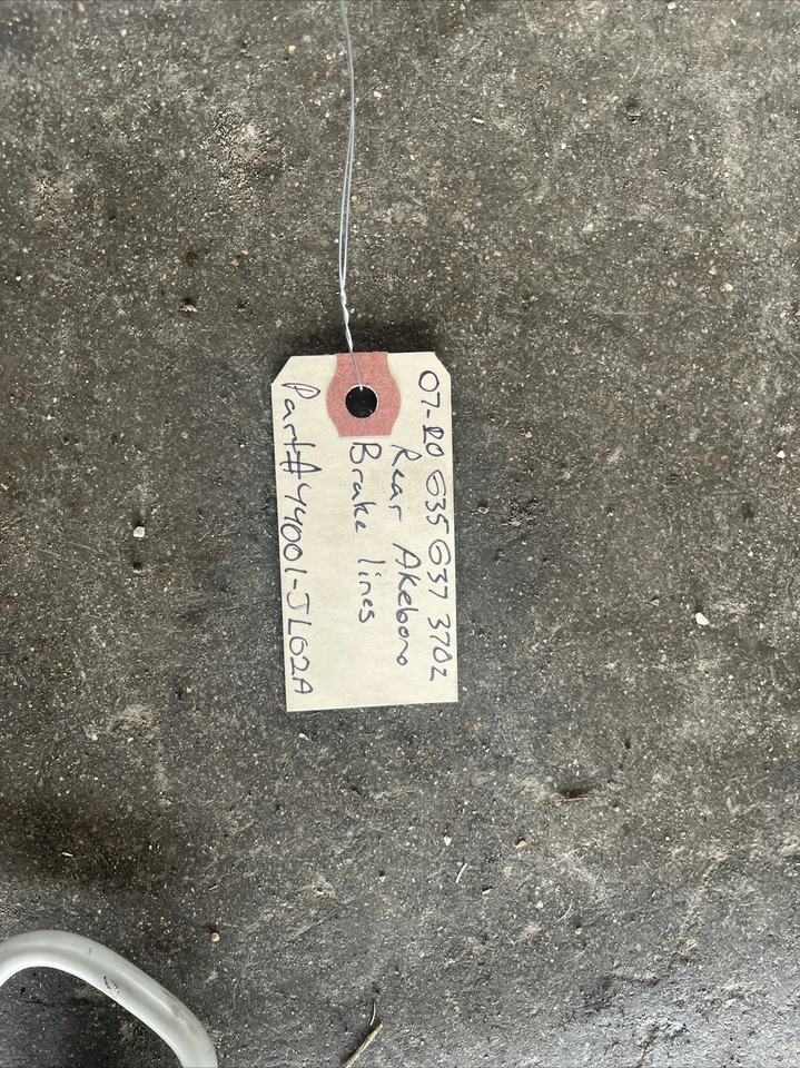 07-20 Infiniti G35 G37 Nissan 370z Akebono Líneas de freno trasero 44001JL02A Foto 4 de 4