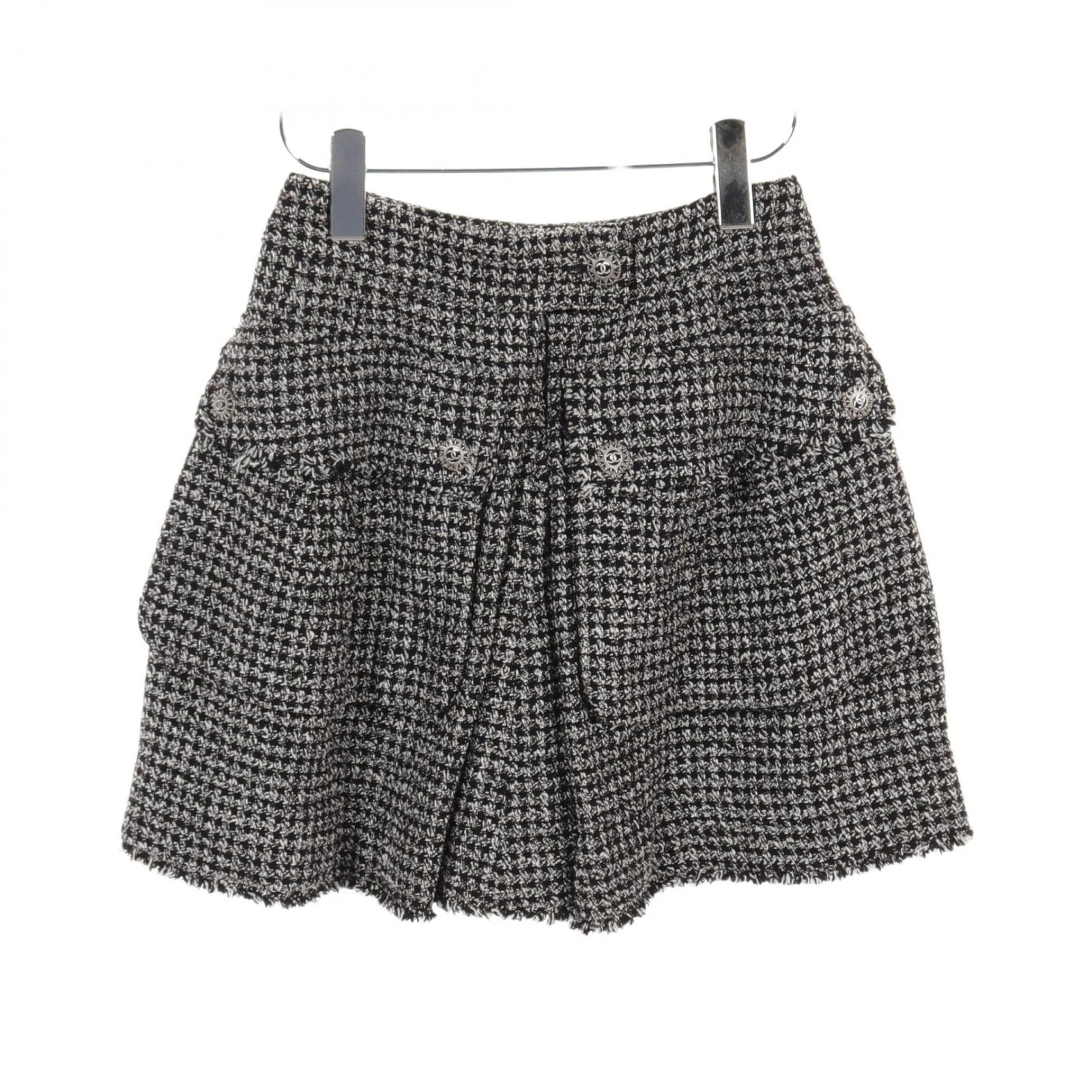 Tuta CHANEL #34 maniche corte giacca gonna P40495 P40416 seta nero bianco usata