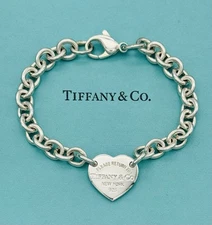 8" Medium Please Return To Tiffany & Co Center Heart Charm Bracelet in Silver