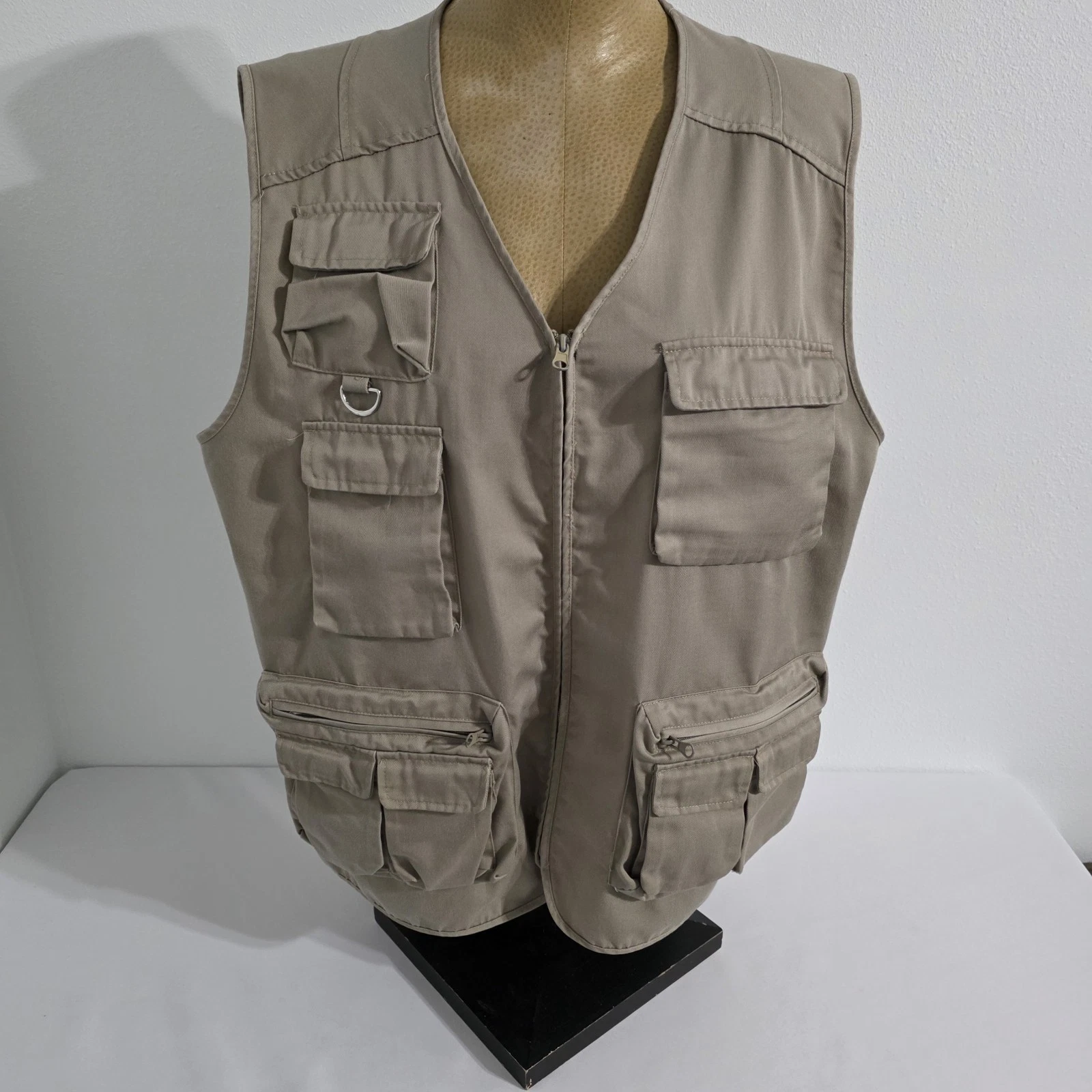 Stone Creek Mens Fishing Hunting Vest Size L Pockets Full Zip V Neck Back Pocket
