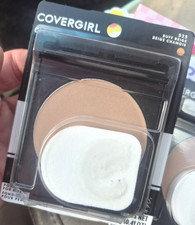 COVERGIRL Clean Pressed Powder Foundation 525...