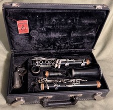 vintage  VITO  by G LEBLANC CORP CLARINET w/HARD SHELL CASE made in USA rare