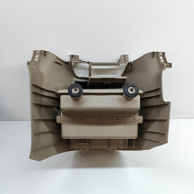 TOYOTA HIACE XH10 Dashboard Lower Center Trim RHD 55434-26110 2001