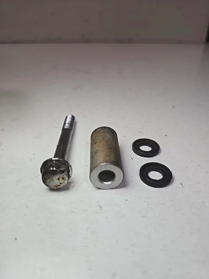 Suzuki SV1000S K3 K4 2003 - 2004 Steering Damper Bolt & Spacer - Image 2 of 4