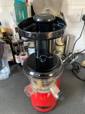 Omega Vertical Slow Cold Press Juicer in Red - Great Condition & Fully Working