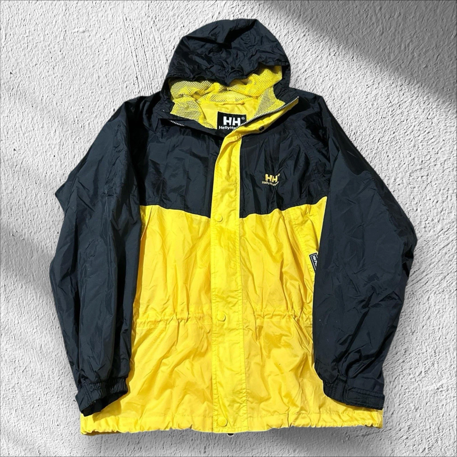 helly hansen jacket men’s small yellow Black lightweight packable Gorpcore