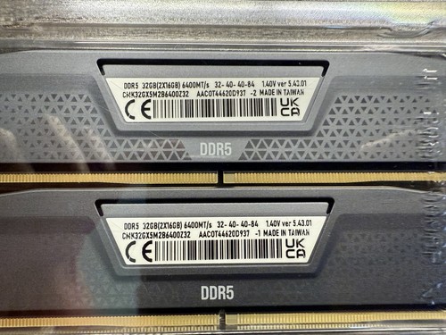 CORSAIR Vengeance 32GB (2 x 16GB) 288-Pin PC RAM DDR5 6400 (PC5 51200) Desktop M - Picture 3 of 3