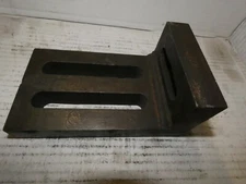 4" wide x 3" deep x 7" tall Slotted Angle Plate