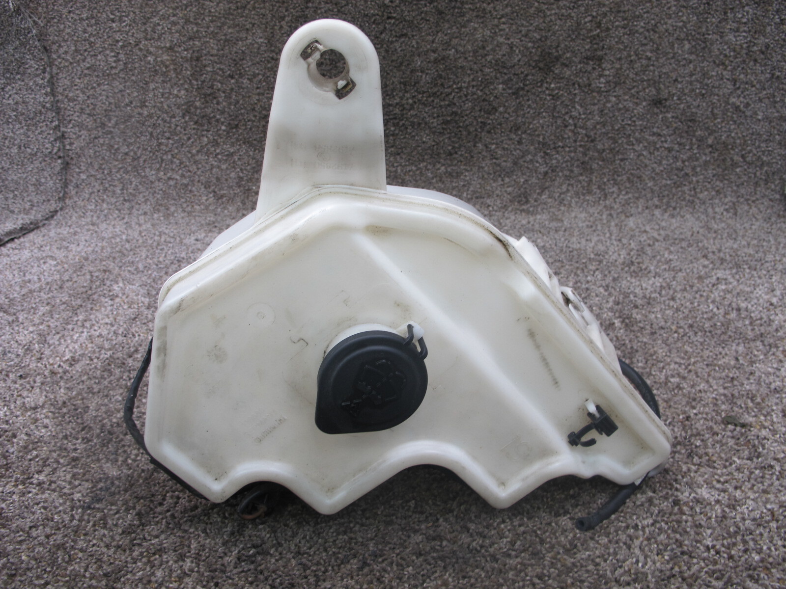 🥇0916 BMW E89 Z4 WINDSHIELD WASHER FLUID RESERVOIR TANK W PUMP 7192850