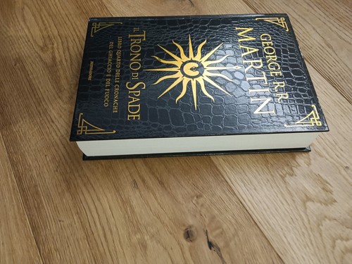Il Trono di Spade Libro Quarto edizione Deluxe Mondadori - Foto 2 di 12