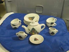 VINTAGE Child's 14 Pc Mini Tea Set Ceramic Christmas Teddy Bear w/Box