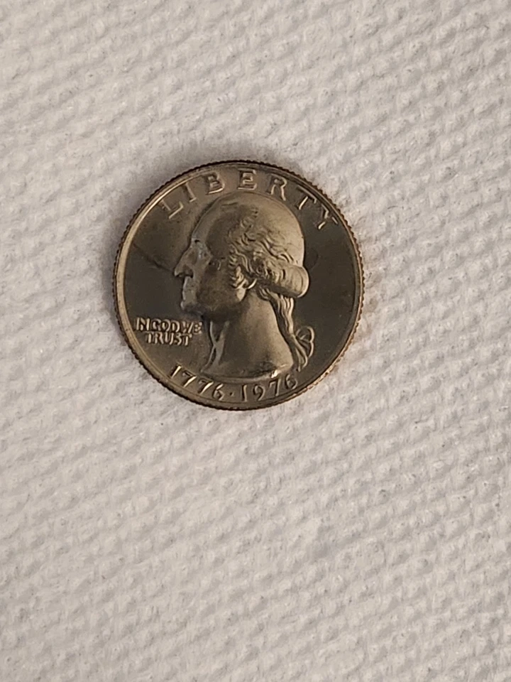 MUY RARO CUARTO BICENTENARIO VINTAGE EE. UU. Como nuevo 1776-1976 SIN MARCA DE CECA Y DO Foto 2 de 3