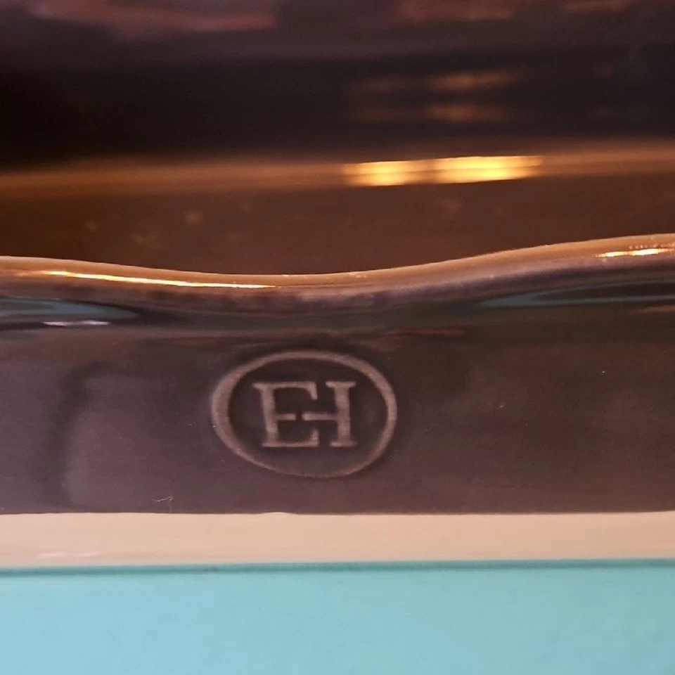 Panadero rectangular con volantes de cerámica francesa Emile Henry grande en gris oscuro Foto 3 de 4