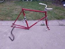 Vintage Raleigh Rampar 3 Speed 26in Bike Frame Set Up OEM Red Classic