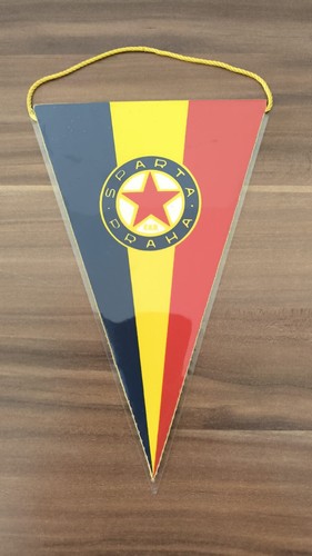 Fanion Sparta Prague - République Tchèque - Petit Format Wimpel Pennant