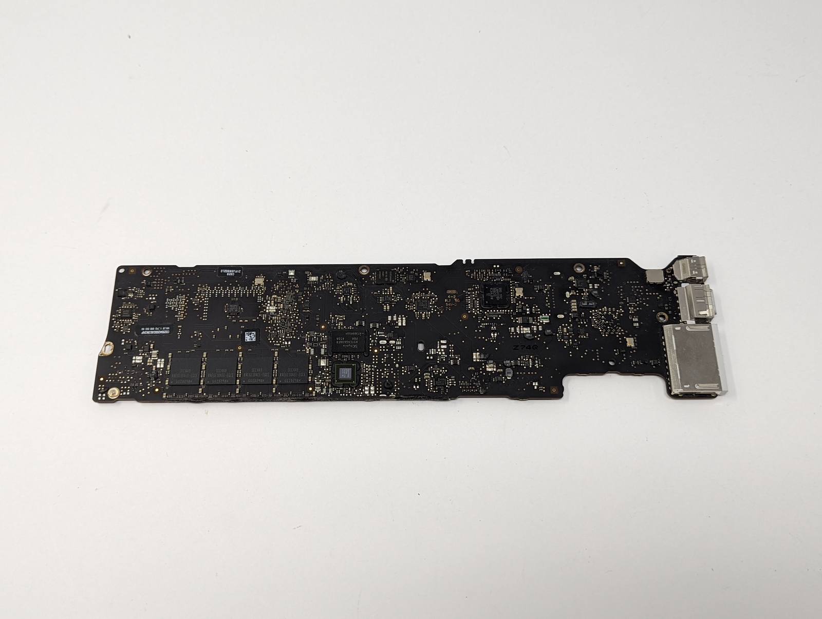 MacBook Air 13" A1466 2014 scheda logica i7 1,7 GHz 8 GB 820-3437-B EMC 2632 foto 5