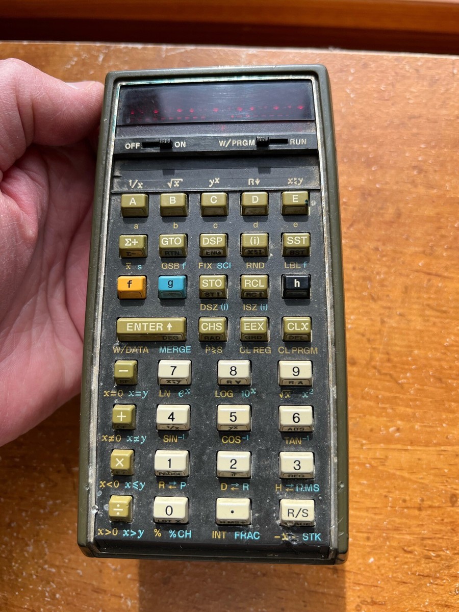 Vintage 1976 HP 67 Programmable Scientific Calculator Hewlett
