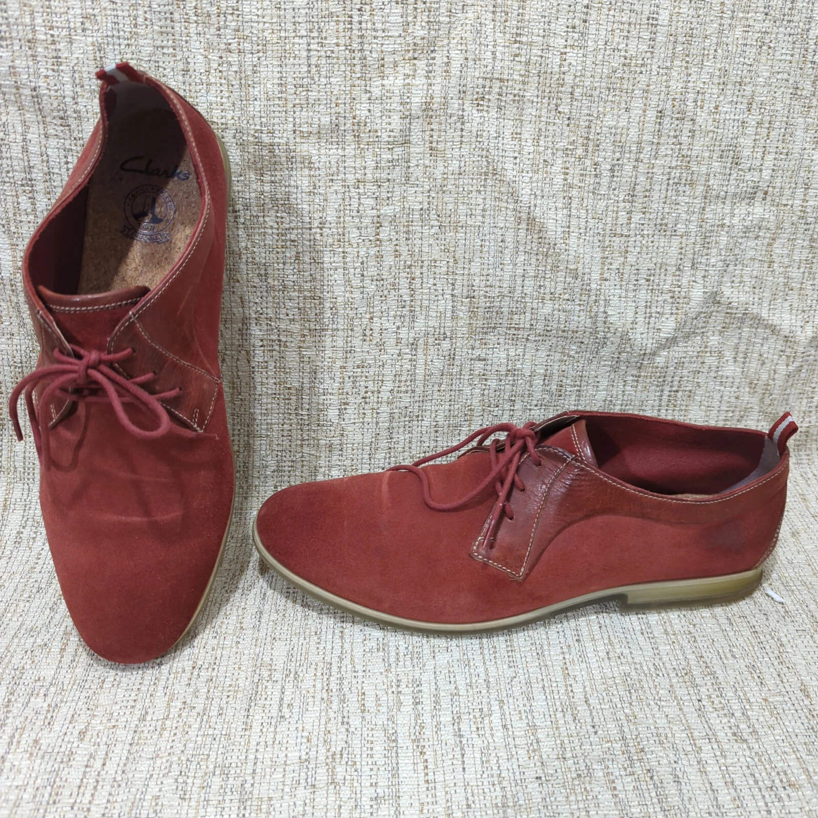 Rare scarpe casual Clarks rosse C&J Clark LTD TOR Inghilterra taglia UK 8