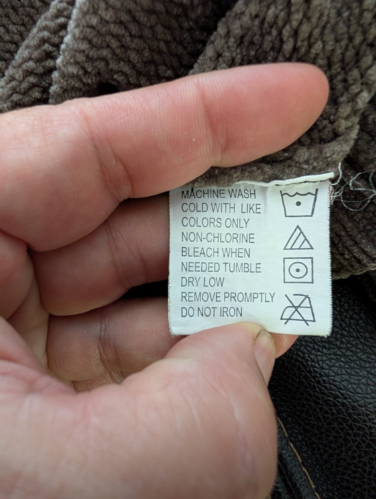 Boy's Sweater Long Sleeves Size 10-12 Unknown Brand Tag Cut off, Brown