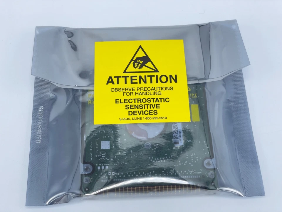 Seagate Momentus 60GB ST960821A 9AH237-507 4.2K RPM 8MB 2.5" IDE Hard Drive - Image 4 of 4