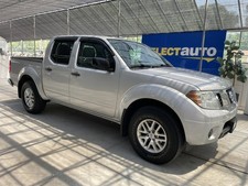 2016 Nissan Frontier SV 4WD clean carfax 31k miles