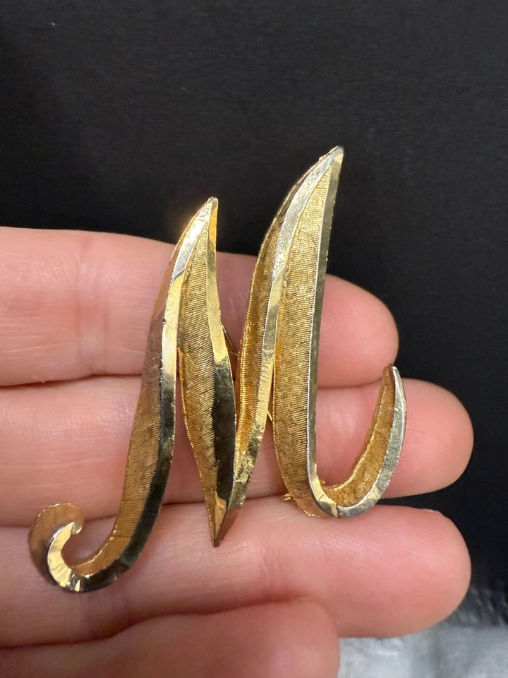 Vintage Brooch Lot Christmas Figural Enamel Rhinestone - Image 3 of 4