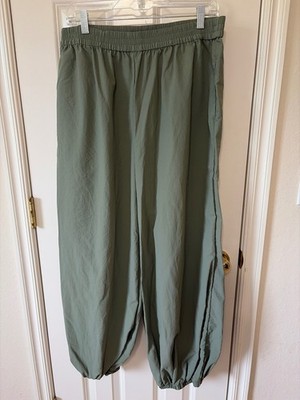 Primark Nylon Ballon Pants in olive size medium*