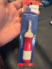 Needle Threader LED LIGHT, batteries included NEW Luma FONS & PORTER 7768