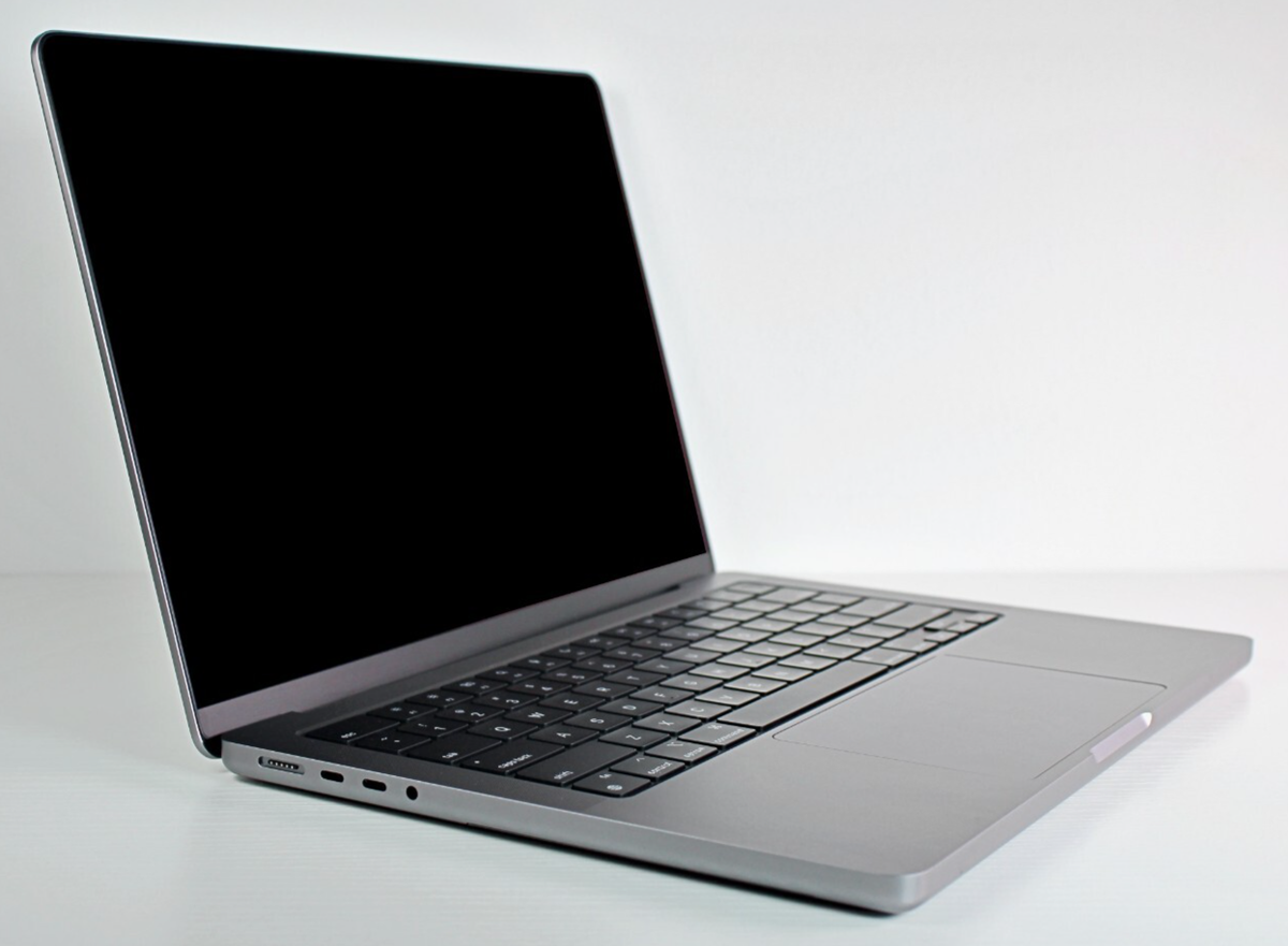 MacBook Pro (2021) 14-inch – M1 Pro M1 Max Up to 32-Core GPU