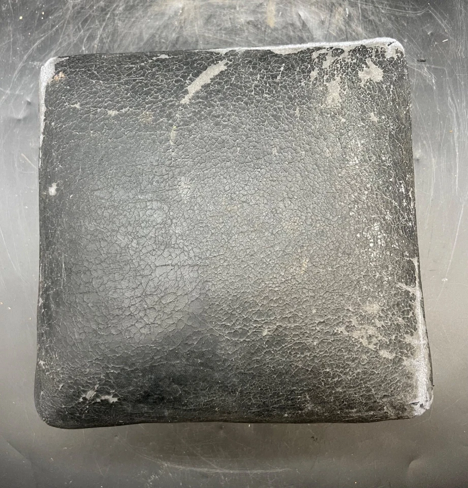 复古古董 1930 年代脚凳奥斯曼休息泡泡腿黑色人造皮革 — 第 2/4 张图片