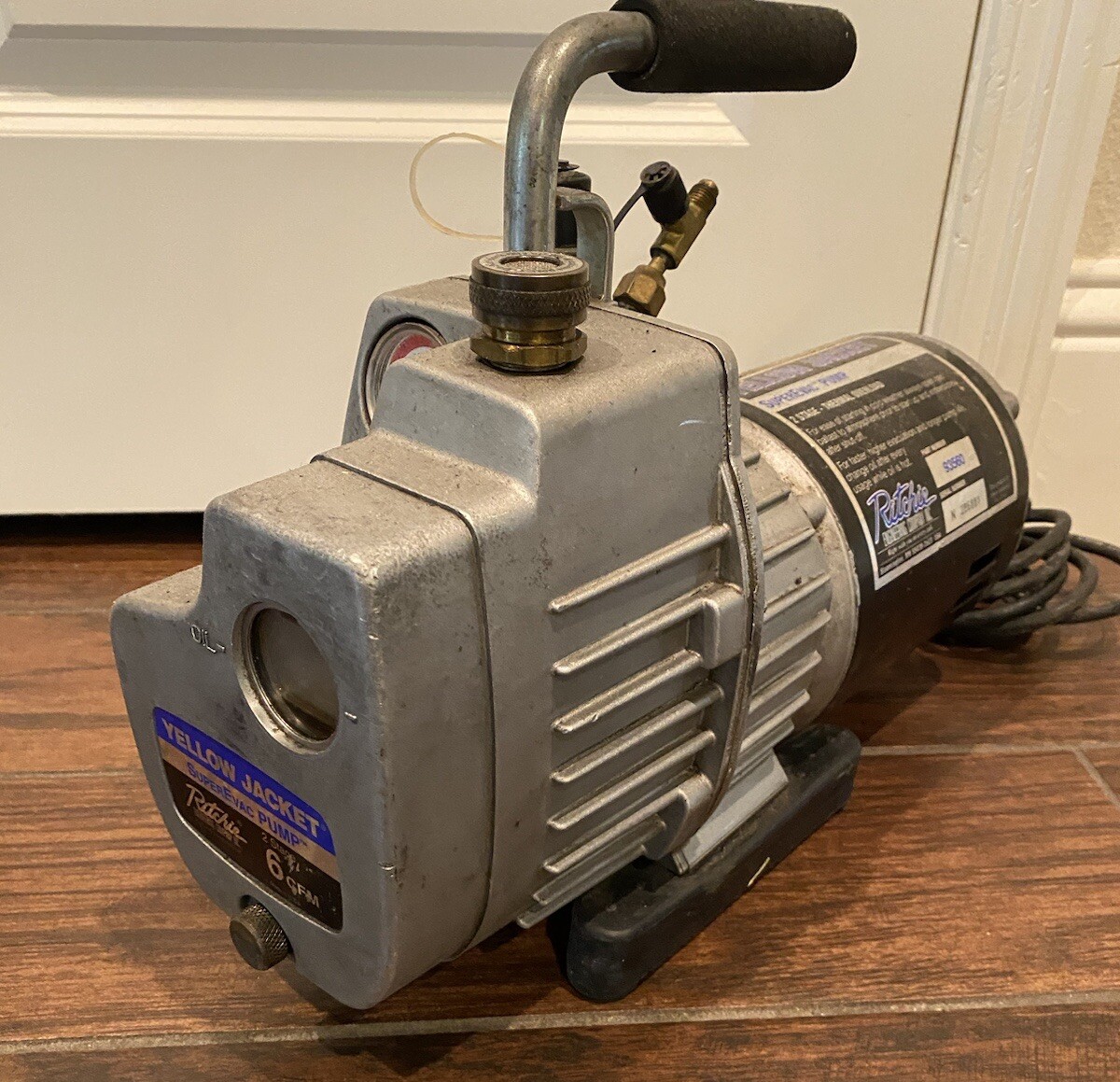 Ritchie Yellow Jacket 93560 SuperEvac 6 CFM 2 Stage Vacuum Pump Great