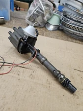 1956-1961 CHEVROLET - ORIGINAL DELCO REMY DISTRIBUTOR WITH ELECTRONIC CONVERSION