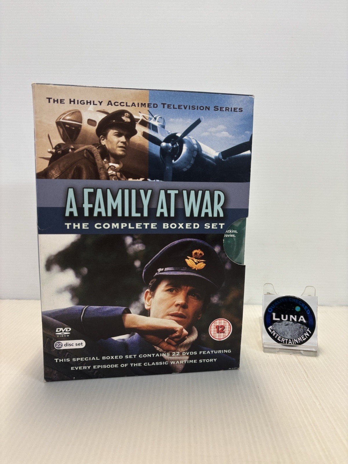 A Family At War - Complete Boxed Set (DVD, 2006)