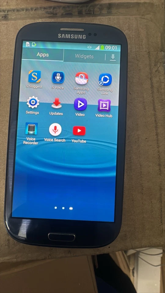 Samsung Galaxy S3 · 16GB, photo 1 of 2