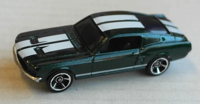 Hot Wheels 1967 Ford Mustang dunkelgrünmetallic Fast & Furious Oldtimer HW ´67 - Bild 1 von 4
