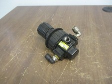 Parker Pneumatic Regulator 06R211AC 250PSI Max 175°F Max Used