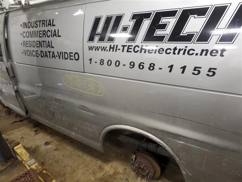 PASSENGER RIGHT FRONT SPINDLE/KNUCKLE FITS 09-15 EXPRESS 2500 VAN 9875599 - Image 2 of 4