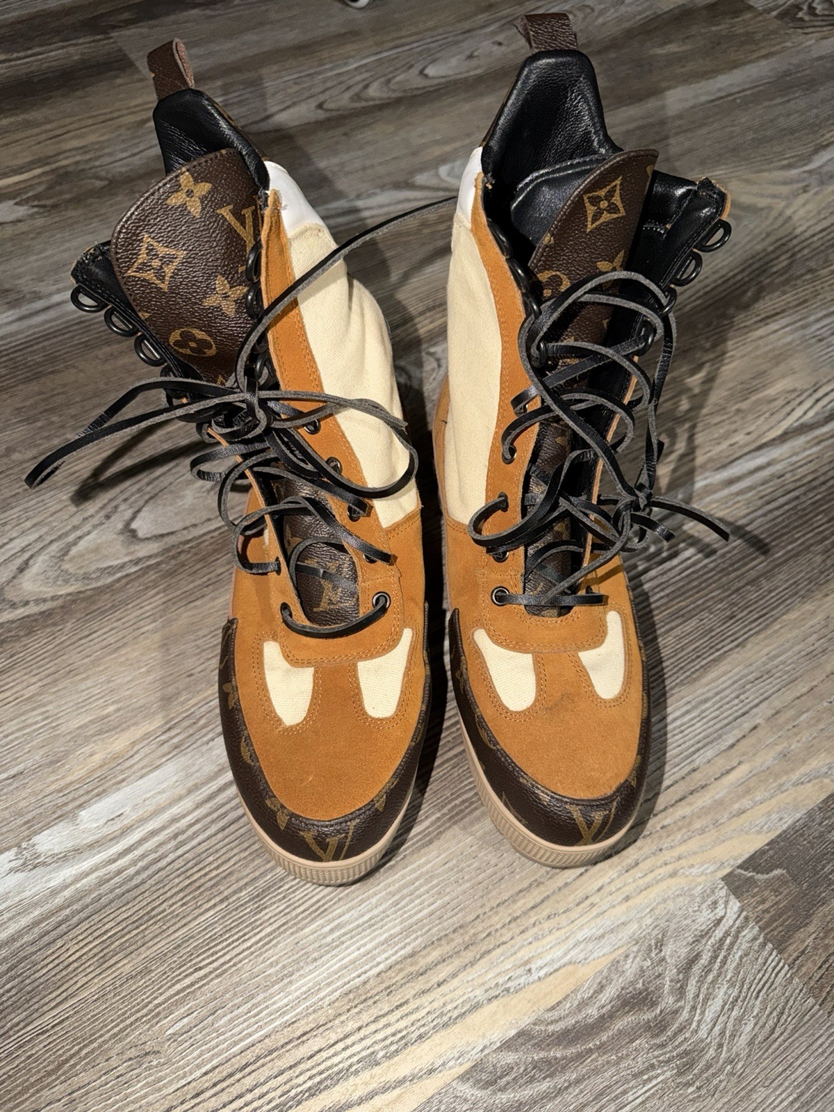 Louis Vuitton Logo Combat Boots Brown White Beige Lace Up Lined Block Heel Ankle