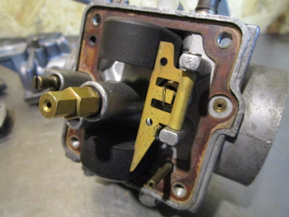 Carburateur Yamaha SR 500 SR500 Mikuni 2J2 - Photo 4/4