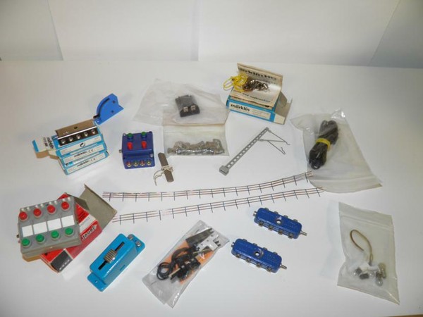 ACCESORIOS ELECTRICOS PARA MAQUETAS ESCALA H0