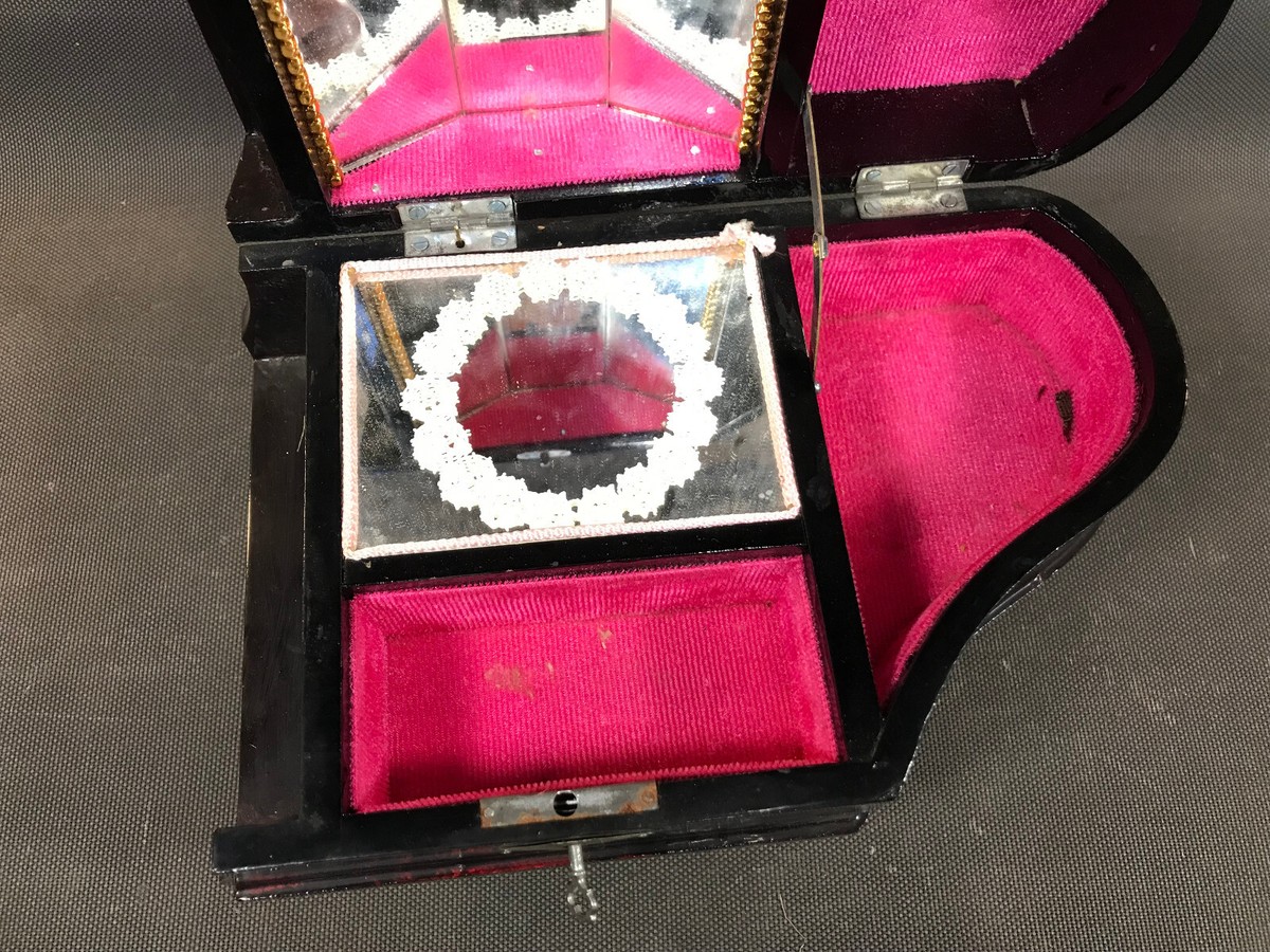 Lot De 2 Boîtes à Musique Piano - Boîte à Bijoux Décor Japonisant Vintage, Occasion