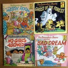 Lot of 4 THE BERENSTAIN BEARS First Time Books Picture Vintage Softcover 