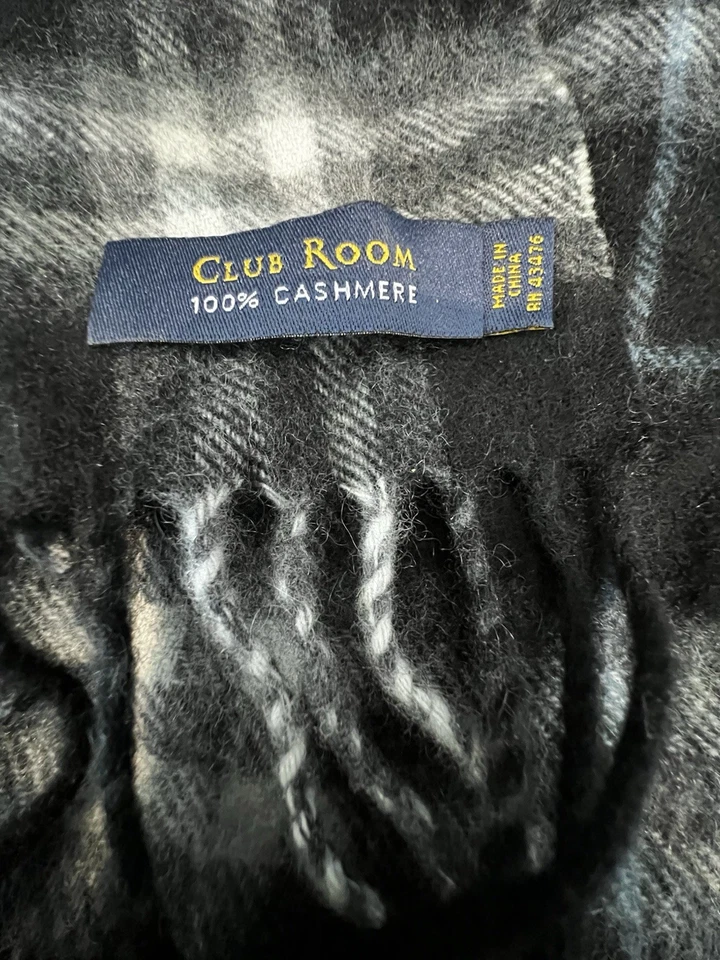 $125 Club Room Hombres Negro Azul Cachemira Invierno Cálido Chal Silenciador Cuello Bufanda Foto 4 de 4