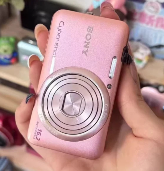 SONY デジカメ　Cyber-shot DSC-WX7 ピンク SONY Cyber Shot DSC-WX7 PINK 16.2MP Digital Camera 5x Optical Zoom
