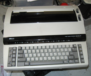 1970s Sears 161.53031550 Electronic Scholar (SR2000) w loads of supplies, non-W