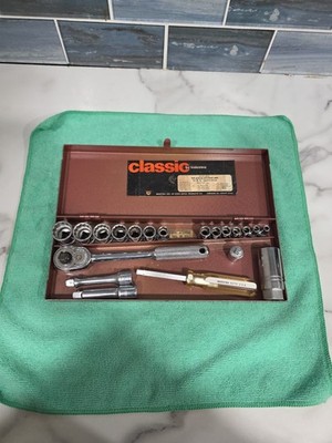 Vintage 1970s INDESTRO 20 pc. SOCKET SET w/ Metal Case; 3/8    1-1/8 