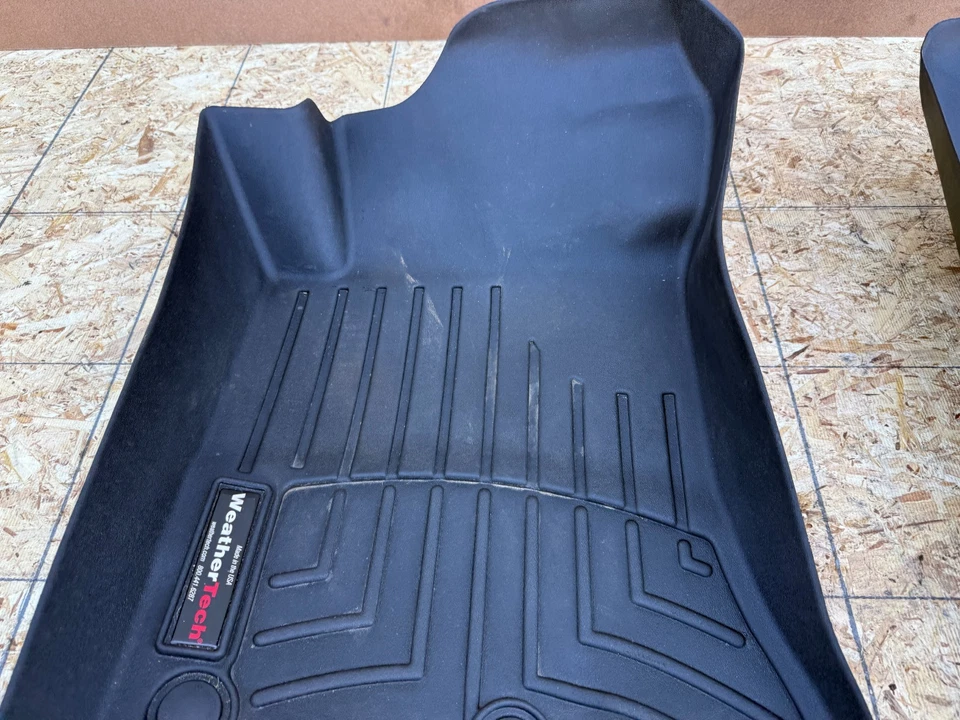 ALFOMBRA REVESTIMIENTO ALFOMBRILLA FORD MUSTANG GT 2024-2026 RECAMBIO TECNOLOGÍA WRATHER (JUEGO) Foto 3 de 4