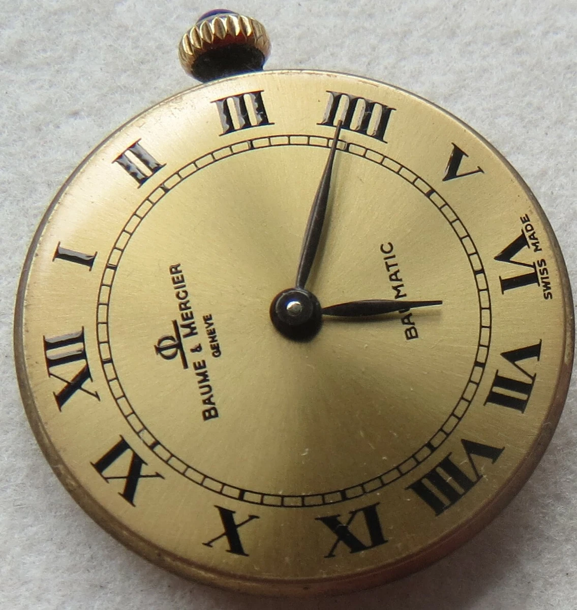 Baume shop mercier movement