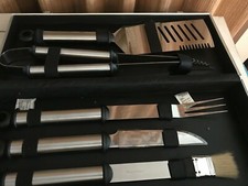 Stainless Steel 5-Piece BBQ Tool Set With Metal Carrying Case - BRAND NEW