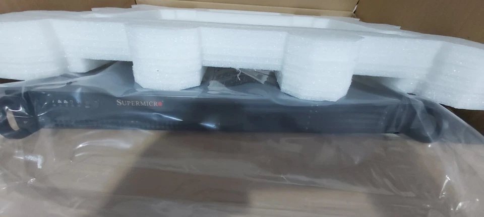 NEW Supermicro SuperChassis CSE-502L-200B w/Power Supply Offers Welcome! UPS!B-2 - Image 3 of 4